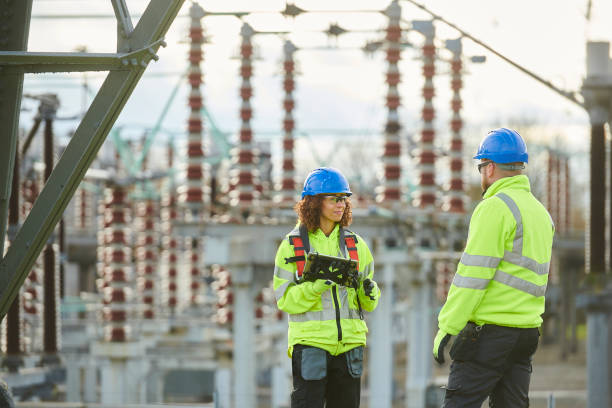 Best Affordable Electrician  in Cassville, MO